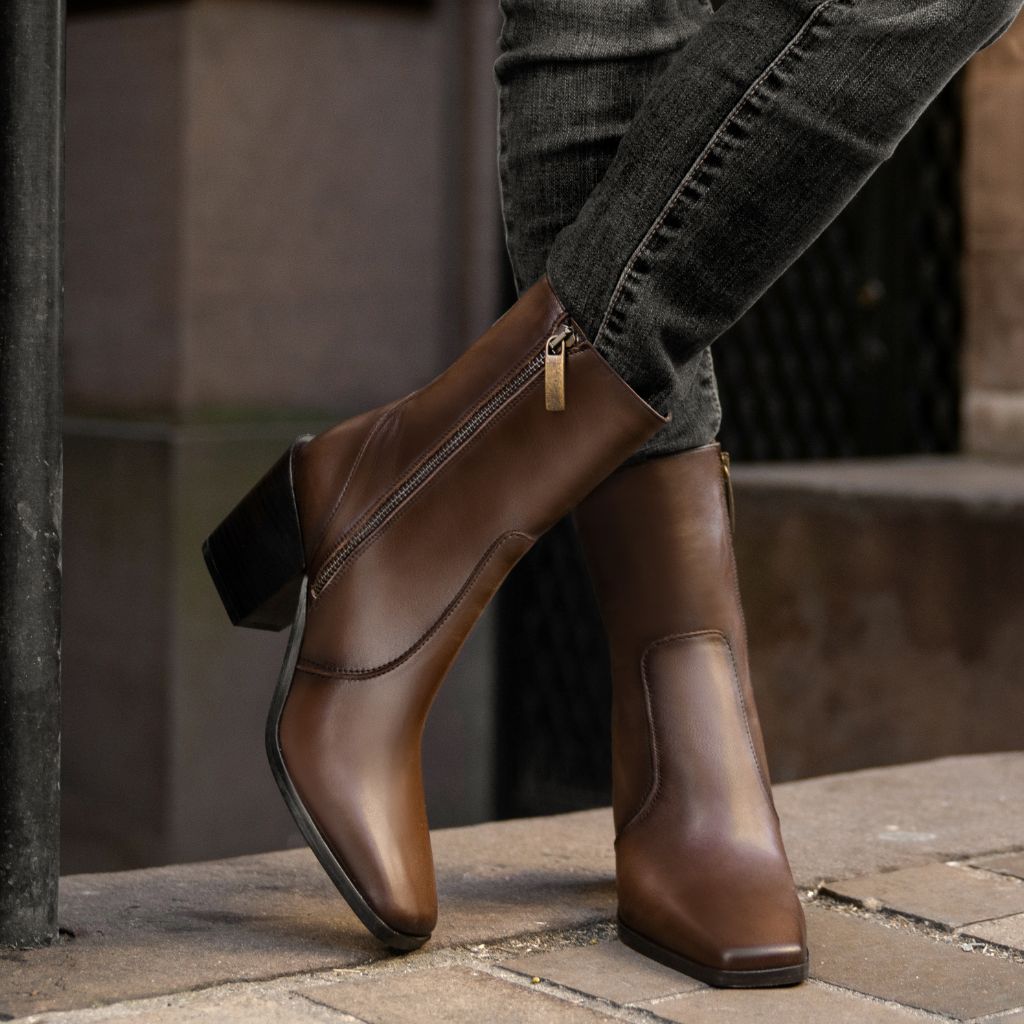 Soho Zip | Chocolate - Image 6